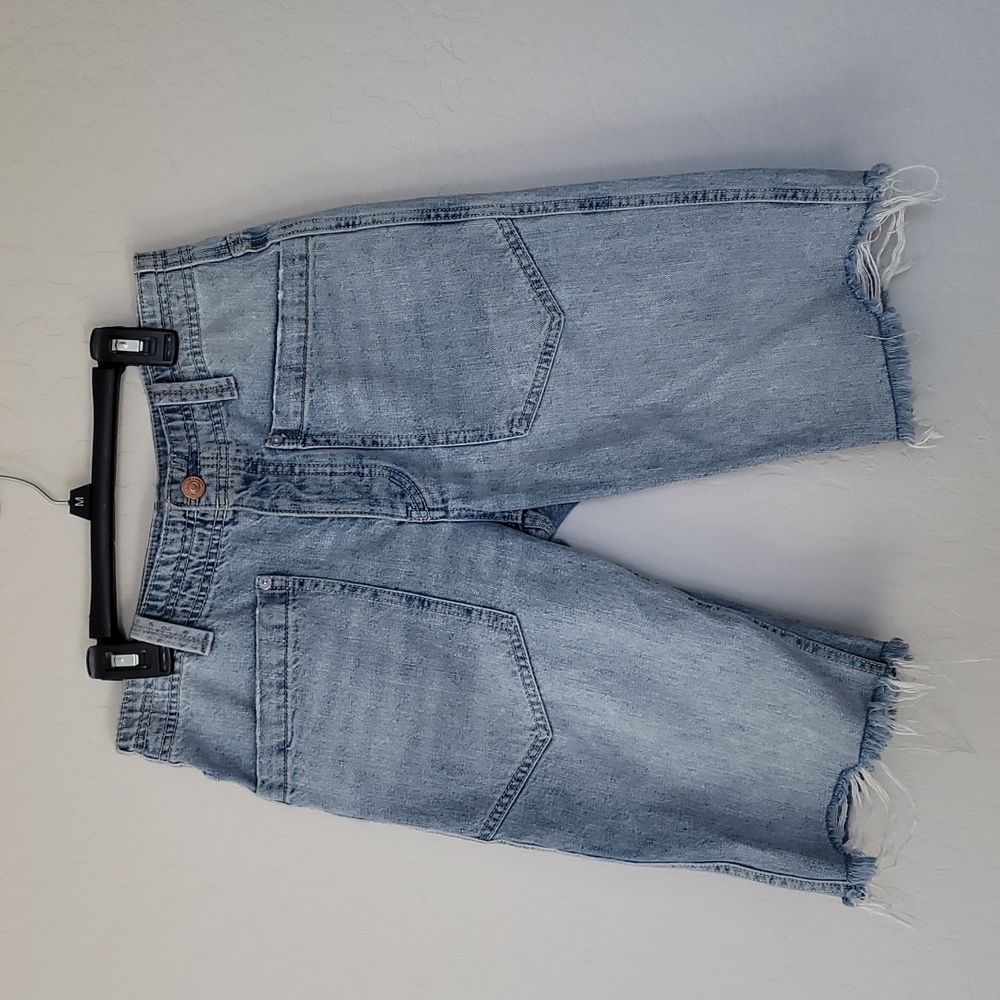 We The Free Free People Jean Shorts Blue Button Fly Two Pockets Raw Hem …